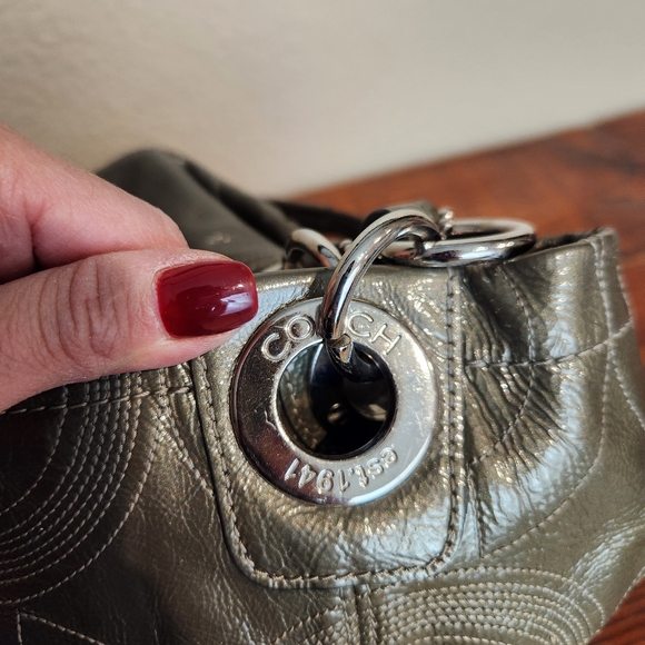 Vintage Y2K COACH Alex Patent Leather Op Art Shoulder Handbag Tote - Picture 14 of 14